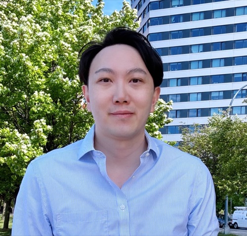 Portrait of Eric Minwei Liu